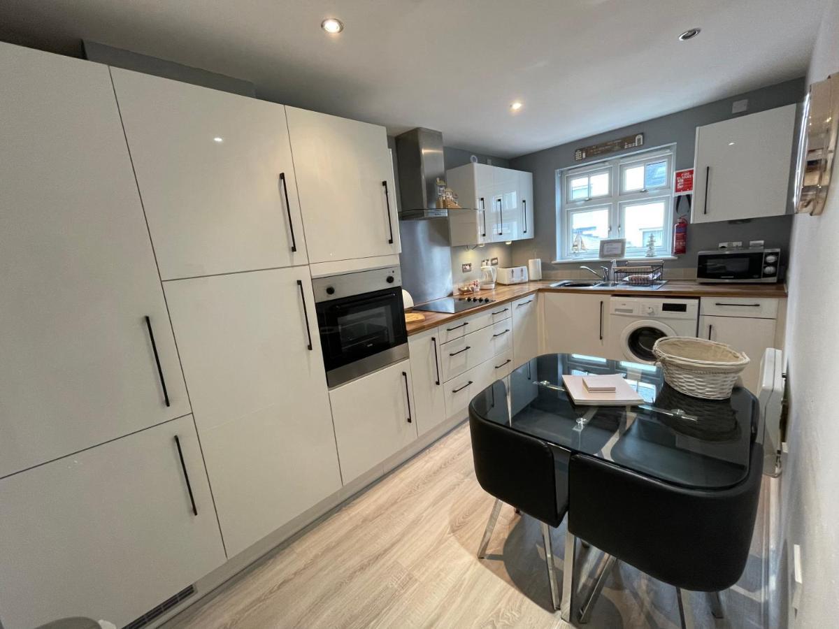 Harbour Heights - St Johns Appartement Whitby Buitenkant foto